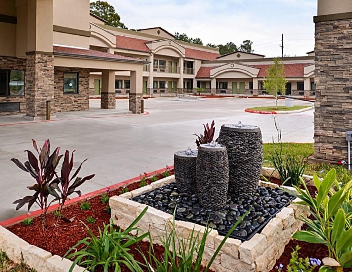 Scottish Inn & Suites - Conroe Eksteriør bilde