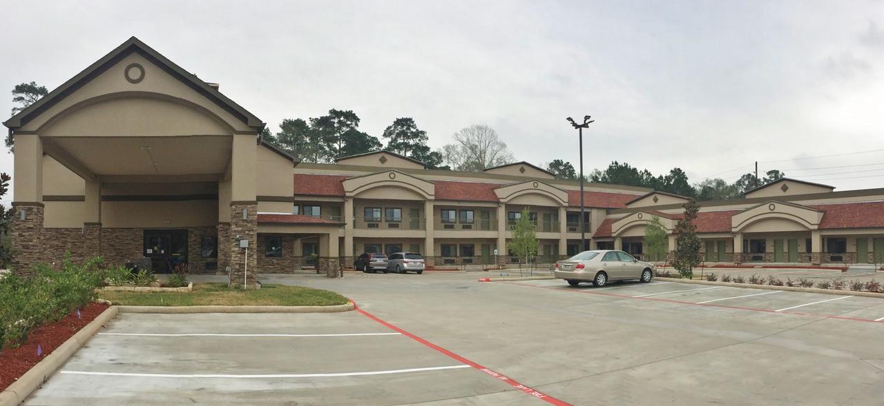 Scottish Inn & Suites - Conroe Eksteriør bilde
